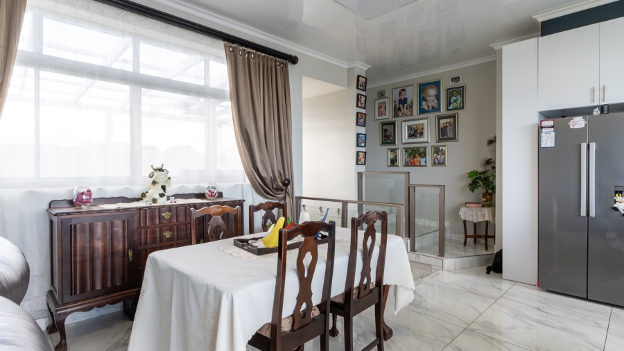 3 Bedroom Property for Sale in Le Grand Golf Estate Western Cape